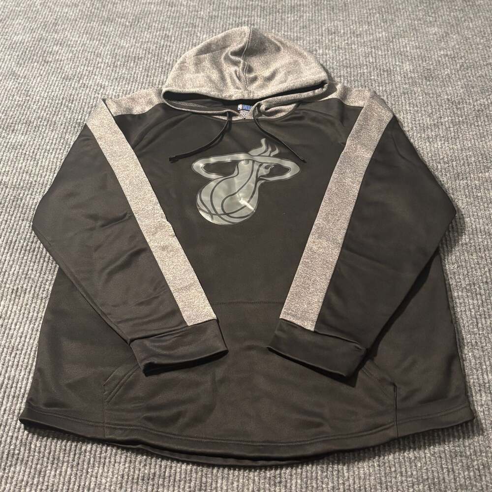 NBA Miami Heat Graphic Pullover Hoodie - Picture 1 of 9